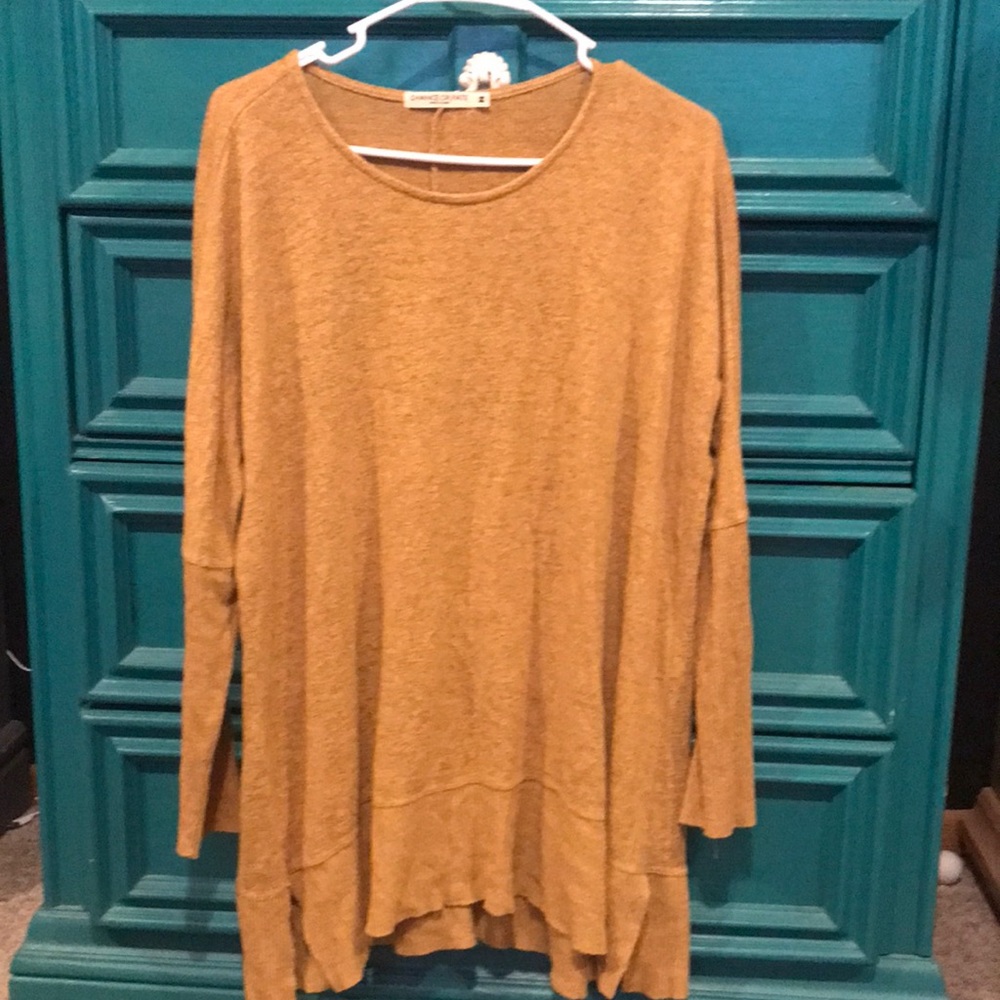Womens tunic size M